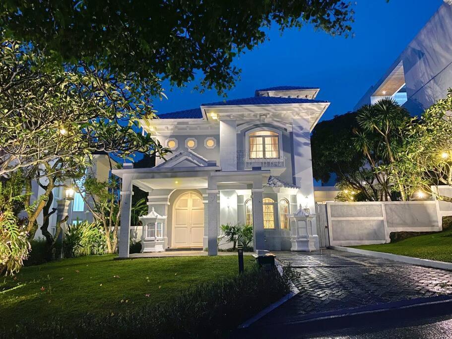 Tropical Villa By Villapedia Citaringgul Buitenkant foto