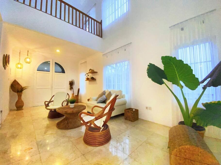 Tropical Villa By Villapedia Citaringgul Buitenkant foto